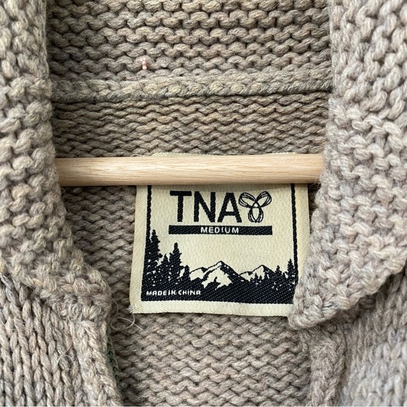 TNA | Vintage wool cowichan zip up cardigan - Picture 6 of 8